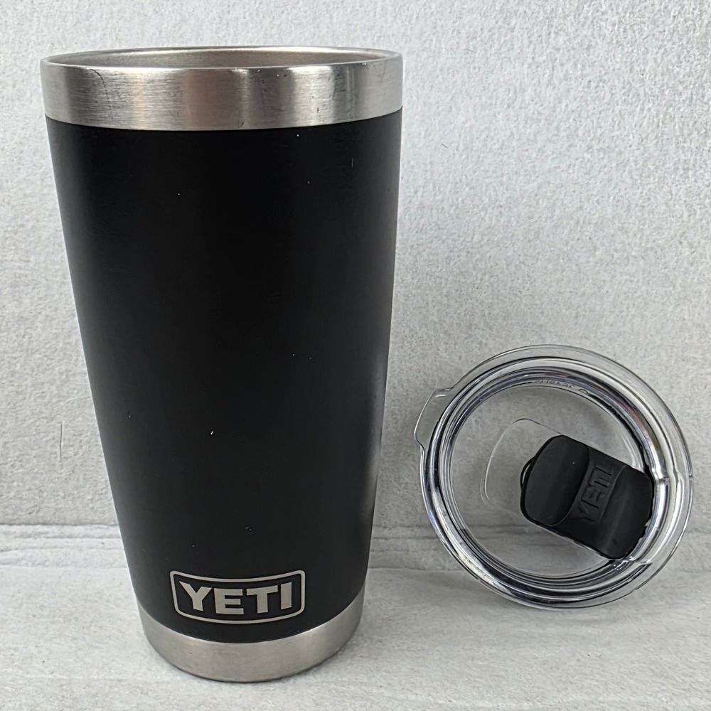 YETI Rambler 20 oz Tumbler Black Stainless Steel Insulated MagSlider Lid